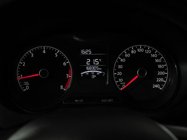Volkswagen Polo V Рестайлинг с пробегом 2016 года, цена 849 585 рублей, 168303 км, седан, Автокод Объявления