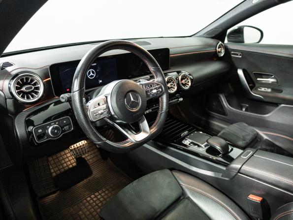 Mercedes-Benz CLA II (C118 X118) с пробегом 2019 года, цена 2 549 700 рублей, 117774 км, универсал, Автокод Объявления