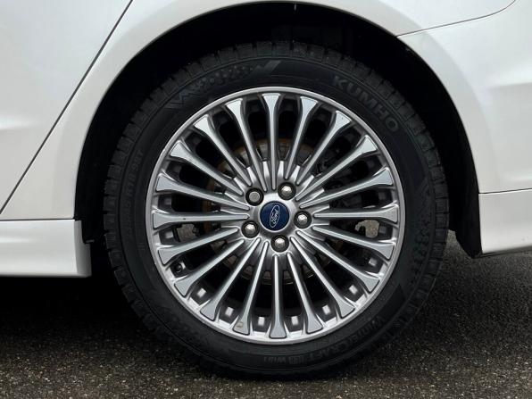 Ford Mondeo V с пробегом 2019 года, цена 1 763 700 рублей, 121530 км, седан, Автокод Объявления