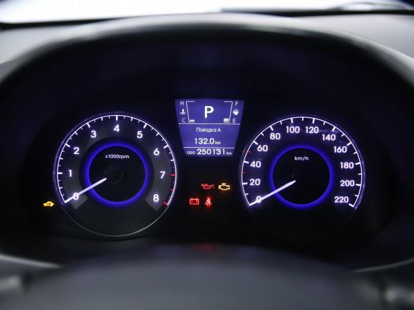 Hyundai Solaris I с пробегом 2011 года, цена 620 000 рублей, 250131 км, седан, Автокод Объявления