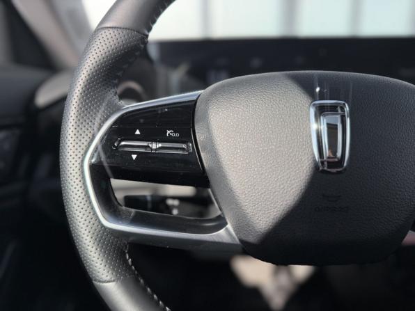 FAW Bestune B70 I с пробегом 2023 года, цена 1 699 000 рублей, 1029 км, лифтбек, Автокод Объявления