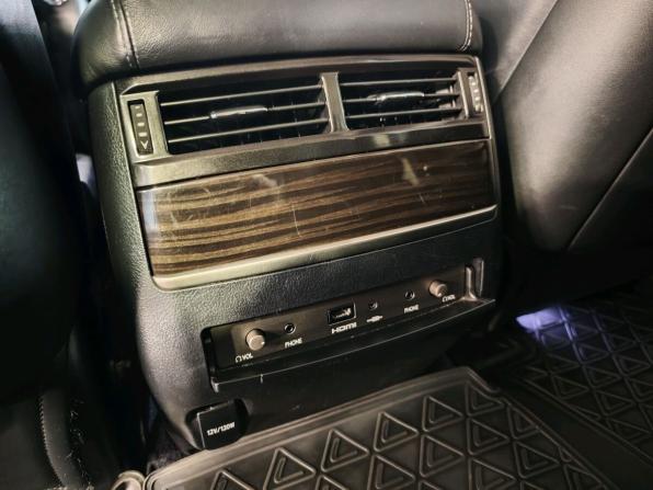 Lexus LX III Рестайлинг 2 с пробегом 2016 года, цена 6 400 000 рублей, 437345 км, внедорожник, Автокод Объявления