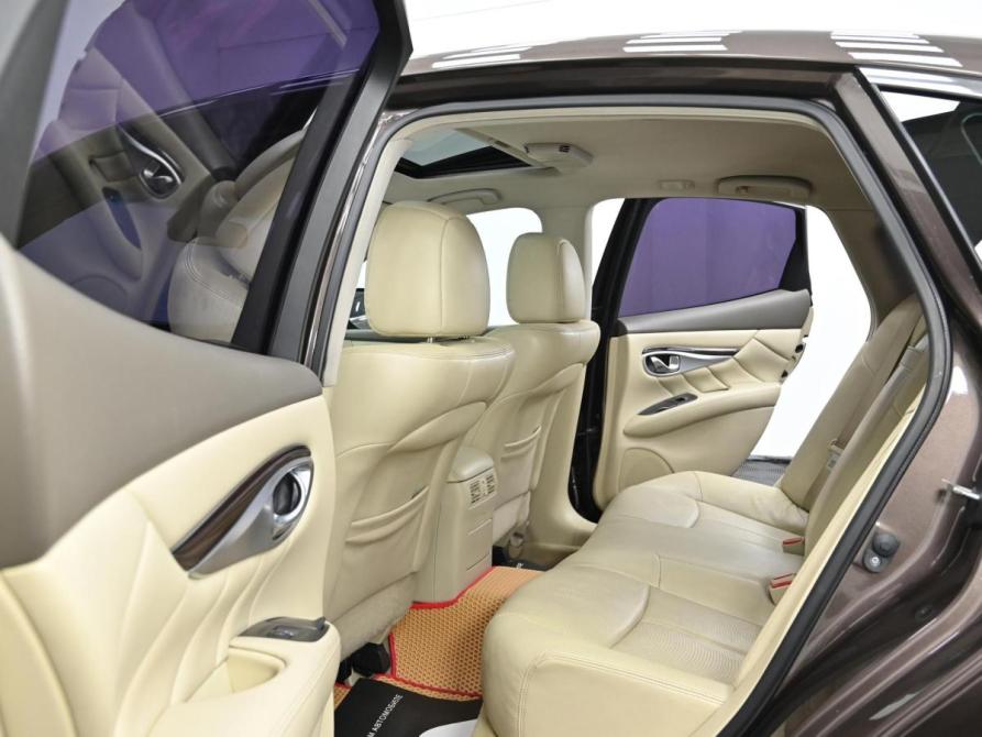 Infiniti Q70 I Рестайлинг Москва  - изображение 14