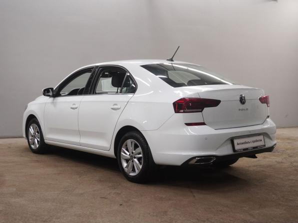 Volkswagen Polo VI с пробегом 2022 года, цена 2 008 000 рублей, 34766 км, лифтбек, Автокод Объявления