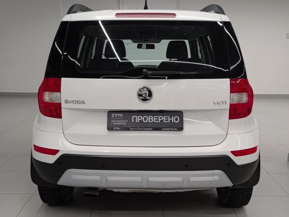 Skoda Yeti I Рестайлинг с пробегом 2015 года, цена 1 259 000 рублей, 156926 км, внедорожник, Автокод Объявления