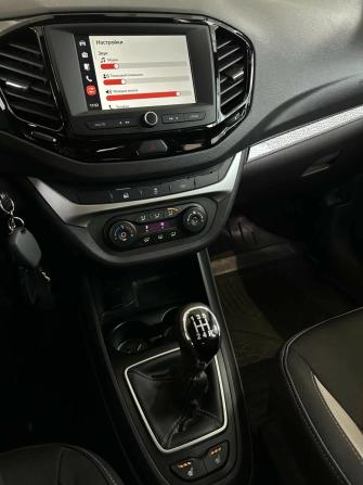 Lada (ВАЗ) Vesta I с пробегом 2021 года, цена 1 399 000 рублей, 35340 км, универсал, Автокод Объявления