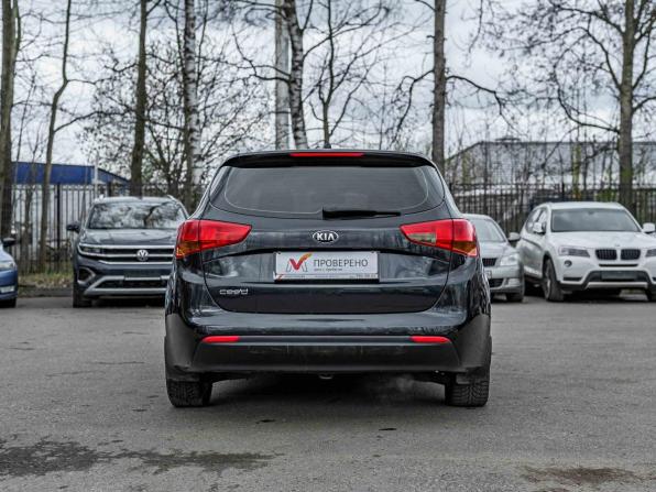 Kia Ceed II Рестайлинг с пробегом 2016 года, цена 1 040 000 рублей, 245743 км, хэтчбек, Автокод Объявления