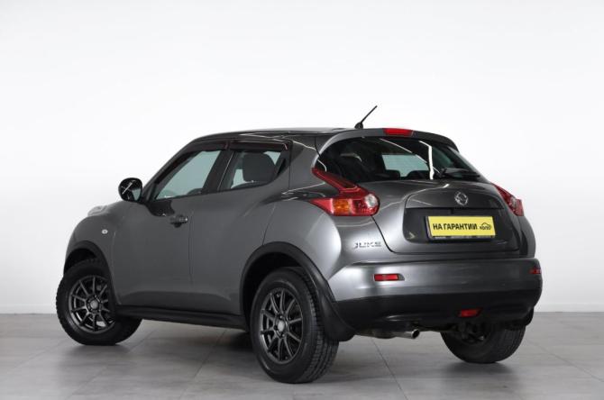 Nissan Juke I с пробегом 2012 года, цена 1 099 000 рублей, 124600 км, внедорожник, Автокод Объявления