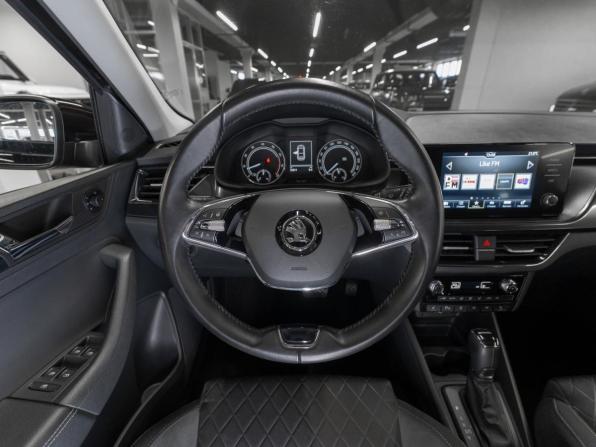 Skoda Rapid II с пробегом 2021 года, цена 1 990 000 рублей, 54506 км, лифтбек, Автокод Объявления