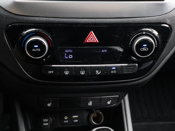 Hyundai Solaris II с пробегом 2018 года, цена 1 550 000 рублей, 27199 км, седан, Автокод Объявления