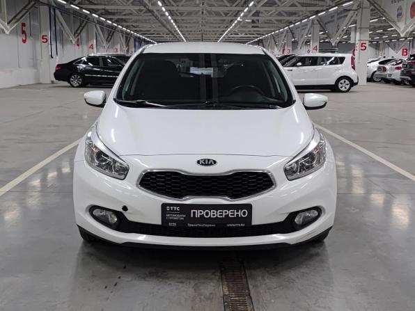 Kia Ceed II с пробегом 2015 года, цена 1 228 000 рублей, 151062 км, хэтчбек, Автокод Объявления