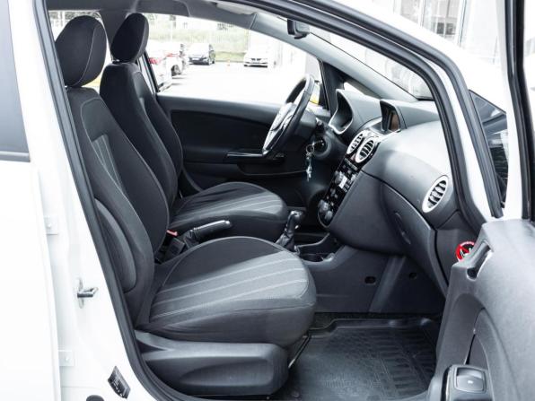Opel Corsa D Рестайлинг II с пробегом 2013 года, цена 676 000 рублей, 186468 км, хэтчбек, Автокод Объявления
