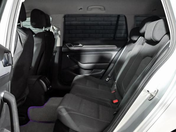 Volkswagen Passat B8 Рестайлинг с пробегом 2020 года, цена 2 250 000 рублей, 147223 км, универсал, Автокод Объявления