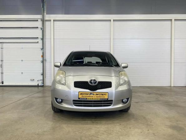 Toyota Yaris II с пробегом 2008 года, цена 570 000 рублей, 153616 км, хэтчбек, Автокод Объявления