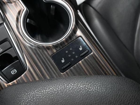Toyota Camry VIII (XV70) с пробегом 2020 года, цена 2 545 000 рублей, 186973 км, седан, Автокод Объявления