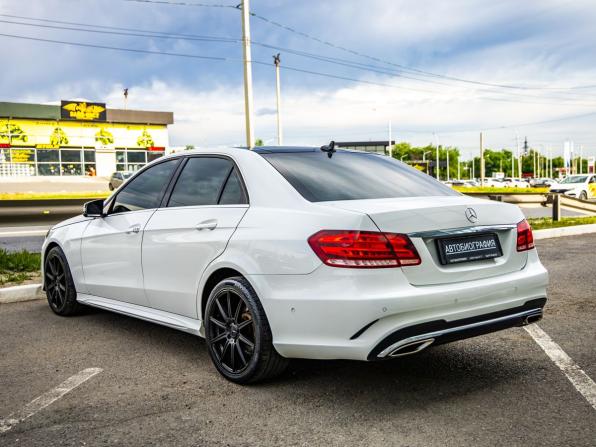 Mercedes-Benz E-Класс IV (W212 S212 C207) Рестайлинг с пробегом 2013 года, цена 1 898 000 рублей, 232816 км, седан, Автокод Объявления