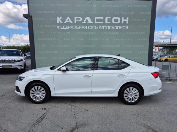 Skoda Octavia IV (A8) с пробегом 2021 года, цена 2 343 000 рублей, 36870 км, лифтбек, Автокод Объявления