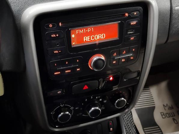 Renault Duster I с пробегом 2014 года, цена 818 800 рублей, 266112 км, внедорожник, Автокод Объявления