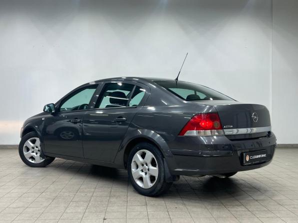Opel Astra H Рестайлинг с пробегом 2010 года, цена 749 000 рублей, 110500 км, седан, Автокод Объявления