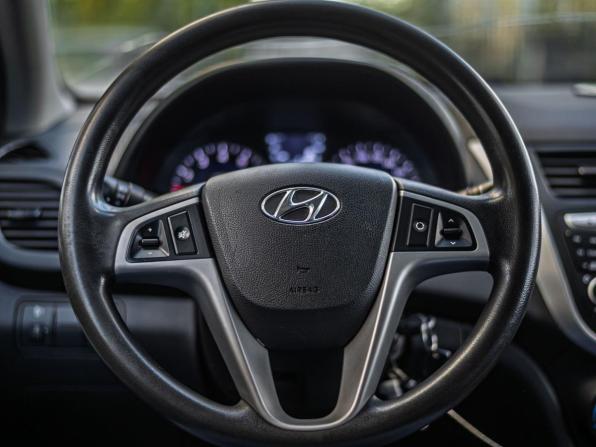 Hyundai Solaris I с пробегом 2013 года, цена 635 000 рублей, 192599 км, седан, Автокод Объявления