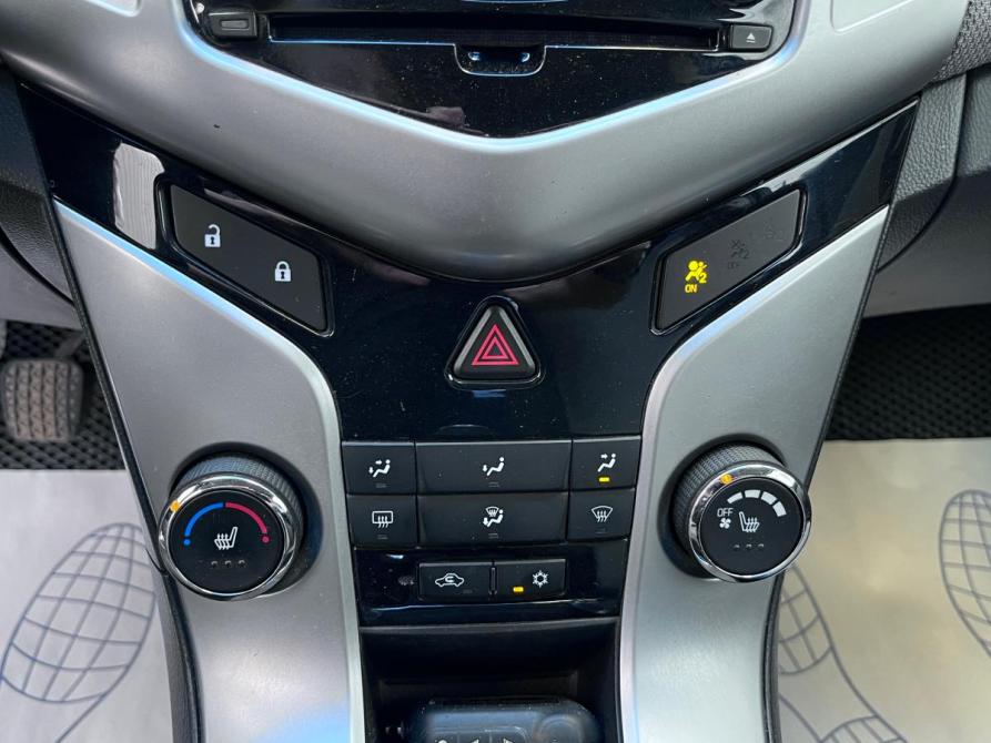 Chevrolet Cruze I Октябрьский  - изображение 15