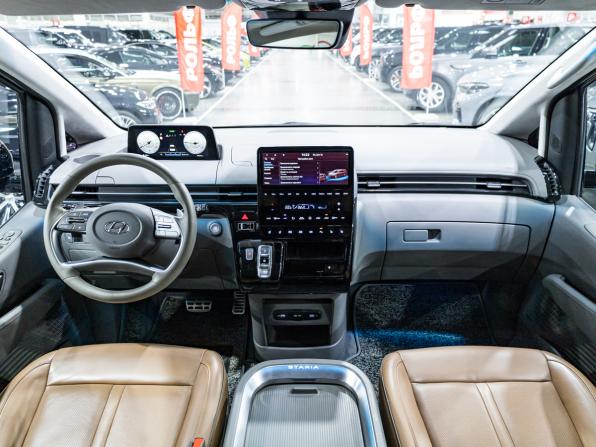 Hyundai Staria I с пробегом 2021 года, цена 4 690 000 рублей, 74230 км, минивэн, Автокод Объявления