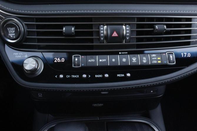 Lexus LS V с пробегом 2021 года, цена 8 200 000 рублей, 103718 км, седан, Автокод Объявления