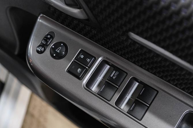 Honda Stepwgn V с пробегом 2015 года, цена 1 969 000 рублей, 131800 км, минивэн, Автокод Объявления