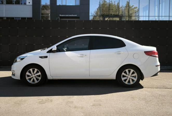 Kia Rio III Рестайлинг с пробегом 2016 года, цена 850 000 рублей, 142000 км, седан, Автокод Объявления