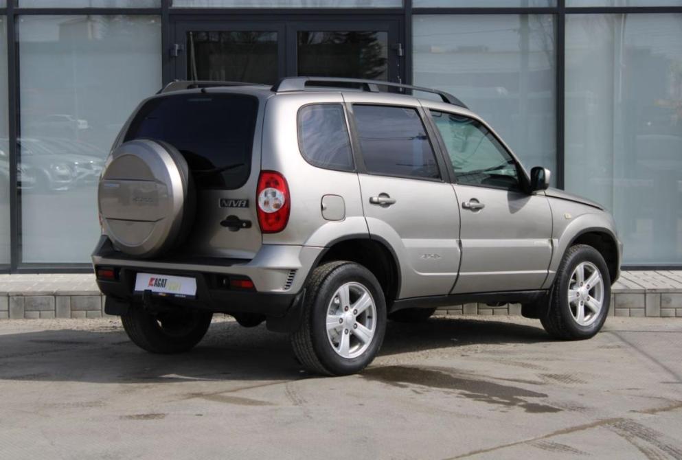 Chevrolet Niva I Рестайлинг Саратов  - изображение 6