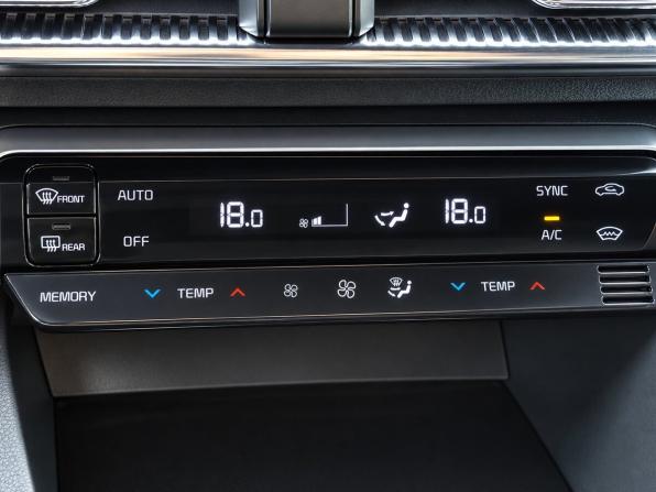Kia K5 III с пробегом 2021 года, цена 3 100 000 рублей, 59647 км, седан, Автокод Объявления