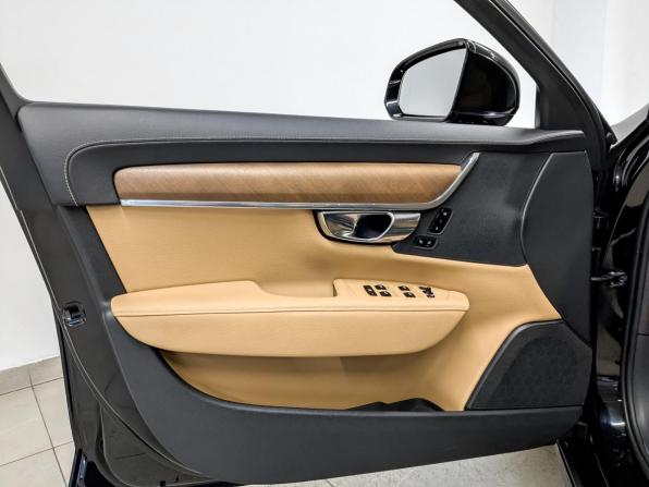 Volvo S90 II с пробегом 2020 года, цена 3 300 000 рублей, 118381 км, седан, Автокод Объявления