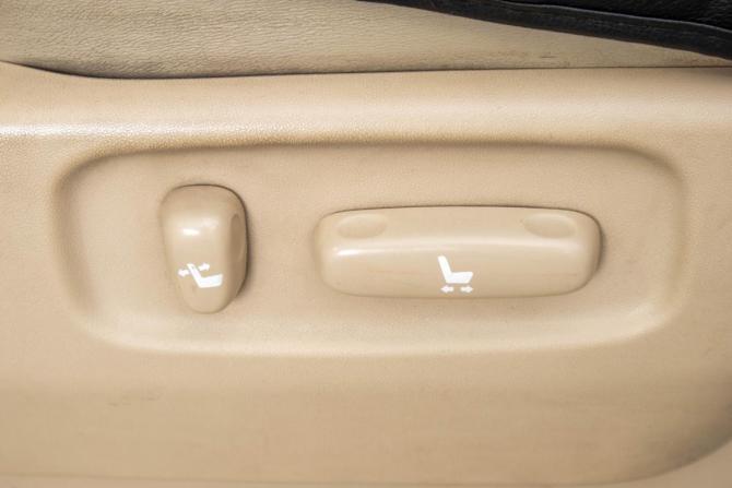 Toyota Land Cruiser Prado 120 Series с пробегом 2004 года, цена 1 599 000 рублей, 300000 км, внедорожник, Автокод Объявления