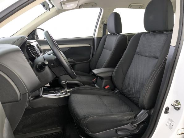 Mitsubishi Outlander III Рестайлинг 2 с пробегом 2017 года, цена 1 750 000 рублей, 155000 км, внедорожник, Автокод Объявления