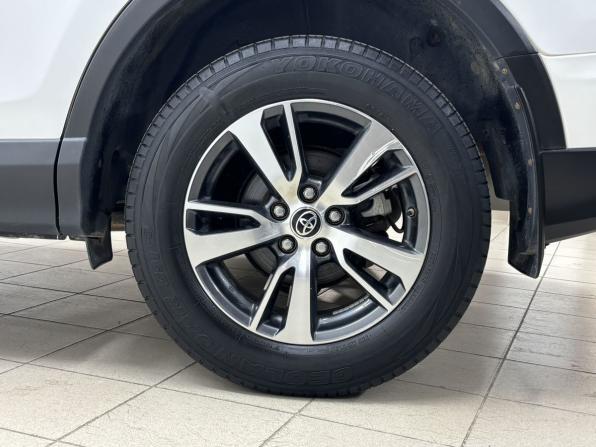 Toyota RAV4 IV (XA40) Рестайлинг с пробегом 2017 года, цена 2 238 000 рублей, 103456 км, внедорожник, Автокод Объявления