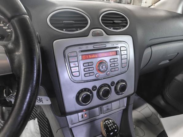 Ford Focus II Рестайлинг с пробегом 2009 года, цена 445 300 рублей, 174850 км, седан, Автокод Объявления