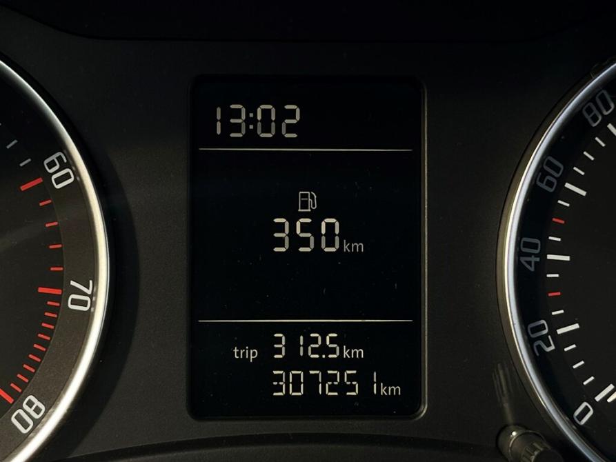 Skoda Octavia II (A5) Рестайлинг Санкт-Петербург  - изображение 21