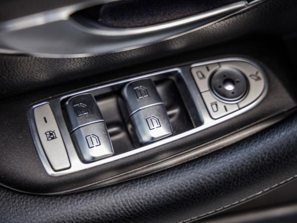 Mercedes-Benz E-Класс V (W213 S213 C238) с пробегом 2017 года, цена 2 528 000 рублей, 201945 км, седан, Автокод Объявления