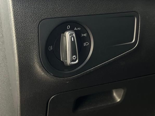 Volkswagen Tiguan II Рестайлинг с пробегом 2021 года, цена 2 299 000 рублей, 125721 км, внедорожник, Автокод Объявления