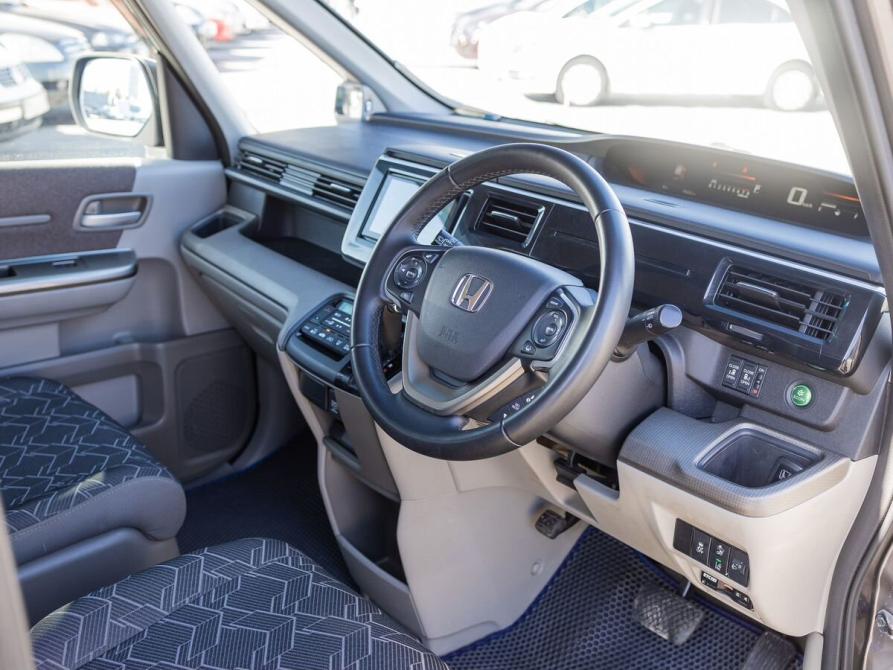 Honda Stepwgn V Рестайлинг Ижевск  - изображение 9