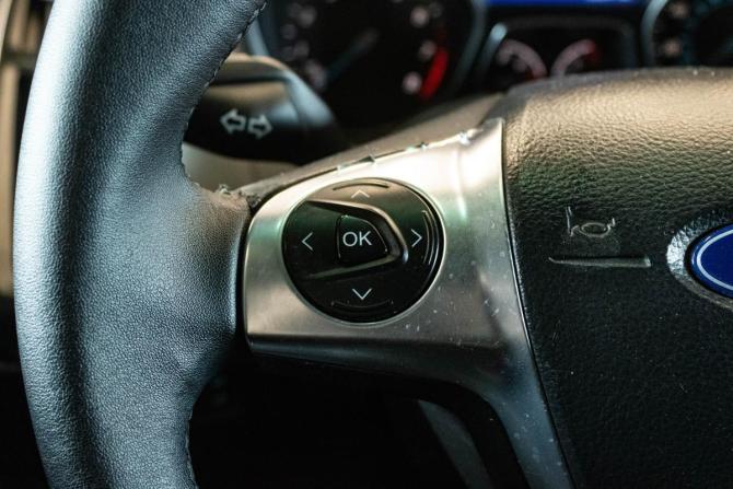 Ford Focus III с пробегом 2012 года, цена 690 000 рублей, 183941 км, хэтчбек, Автокод Объявления