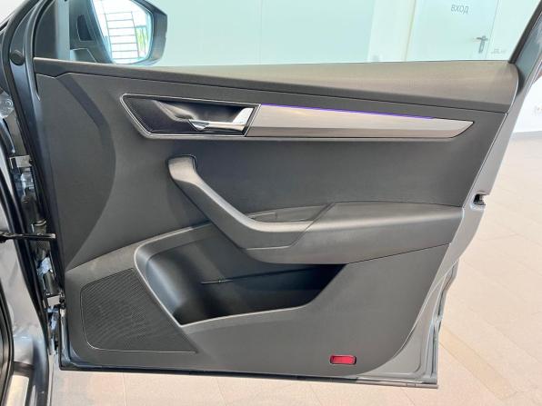 Skoda Karoq I с пробегом 2021 года, цена 2 439 000 рублей, 101534 км, внедорожник, Автокод Объявления