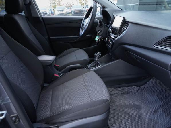 Hyundai Solaris II Рестайлинг с пробегом 2021 года, цена 1 430 000 рублей, 107422 км, седан, Автокод Объявления