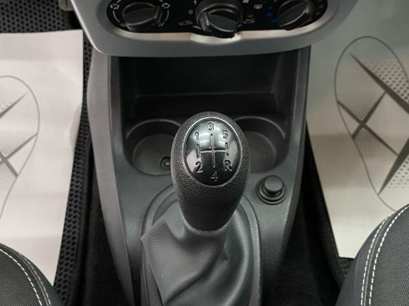 Renault Logan I Рестайлинг с пробегом 2013 года, цена 510 000 рублей, 84801 км, седан, Автокод Объявления
