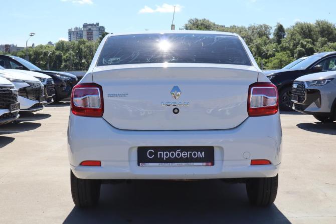 Renault Logan II Рестайлинг с пробегом 2019 года, цена 699 000 рублей, 91000 км, седан, Автокод Объявления
