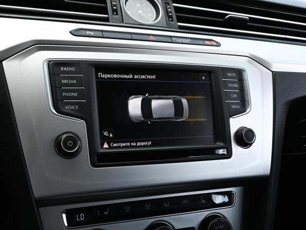 Volkswagen Passat B8 с пробегом 2016 года, цена 1 715 000 рублей, 207391 км, седан, Автокод Объявления