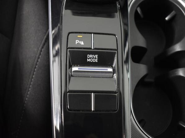 Hyundai Sonata VIII (DN8) с пробегом 2020 года, цена 2 179 900 рублей, 146951 км, седан, Автокод Объявления