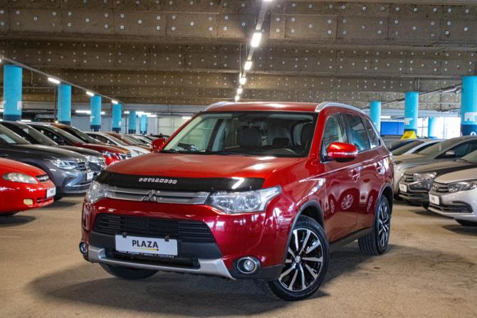 Mitsubishi Outlander III Рестайлинг с пробегом 2014 года, цена 1 595 000 рублей, 201366 км, внедорожник, Автокод Объявления