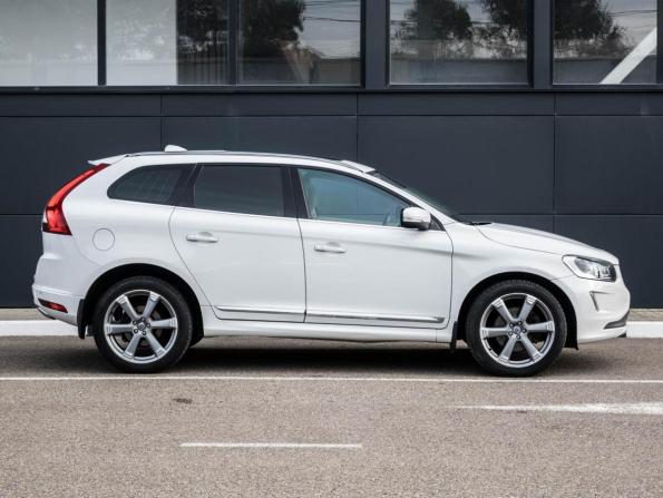 Volvo XC60 I Рестайлинг с пробегом 2013 года, цена 2 019 000 рублей, 211322 км, внедорожник, Автокод Объявления