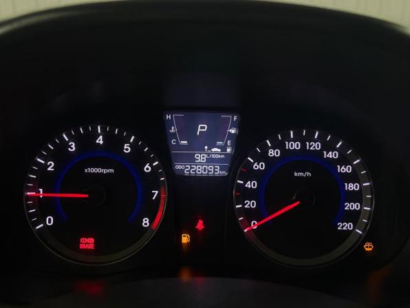 Hyundai Solaris I с пробегом 2013 года, цена 897 000 рублей, 227961 км, седан, Автокод Объявления